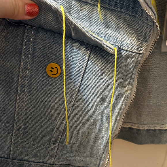 13DE MARZO cropped broken suture short jean Jacket Medium NWT - Picture 16 of 16
